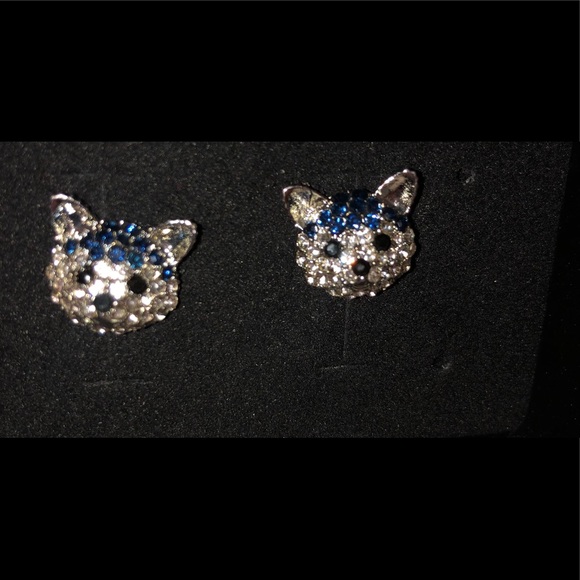 Adorable Huskie dog earrings w/CZ and gem stones - Picture 4 of 5